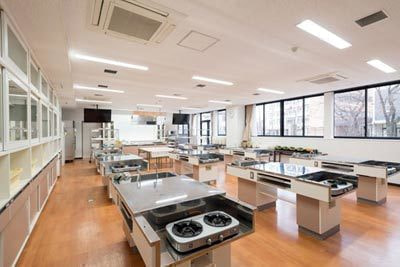 山村学園高等学校 調理室(5号館)